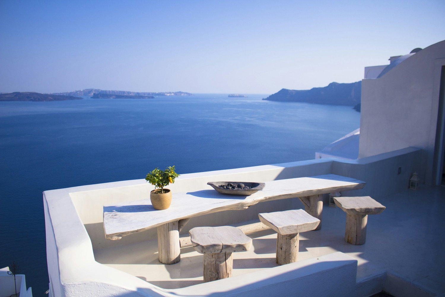 Terrace overlooking the sea in Santorini